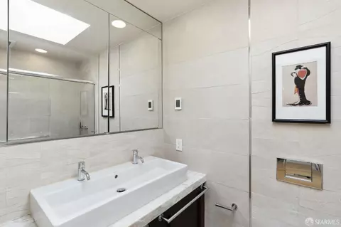 240 Liberty St #D, San Francisco, CA 94114 photo 27