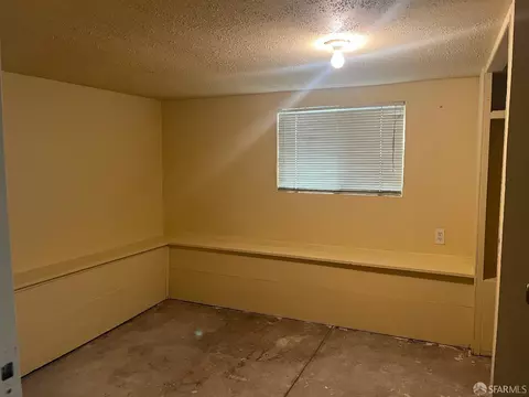 Bedroom - 29 Waterville St, San Francisco, CA 94124 photo 2 of 2