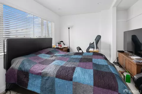 Bedroom - 2000 15th Ave, San Francisco, CA 94116 photo 7 of 7