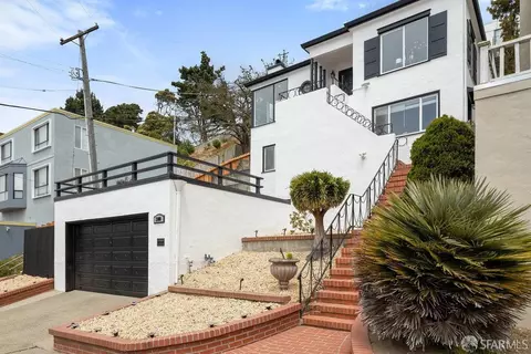 Exterior - 2000 15th Ave, San Francisco, CA 94116 photo 3 of 9