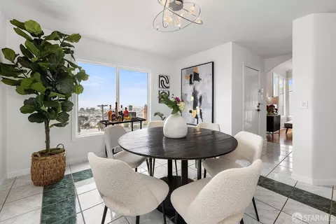 Dining - 2000 15th Ave, San Francisco, CA 94116 photo 3 of 5