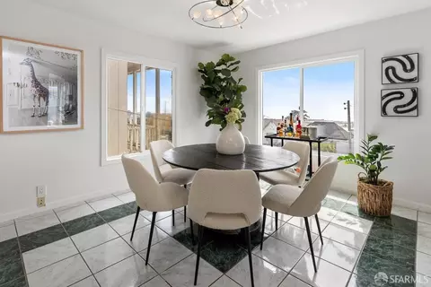 Dining - 2000 15th Ave, San Francisco, CA 94116 photo 4 of 5