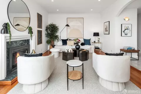 Living - 2000 15th Ave, San Francisco, CA 94116 photo 3 of 6