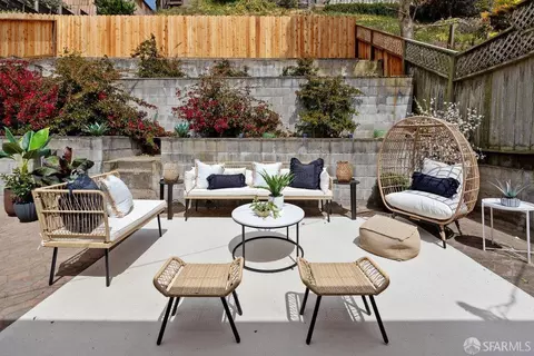 Exterior - 2000 15th Ave, San Francisco, CA 94116 photo 5 of 9