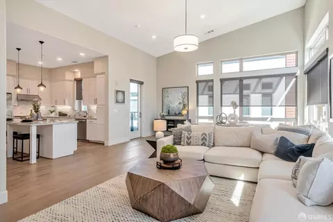 769 Eppleton Ln #402, Foster City, CA 94404