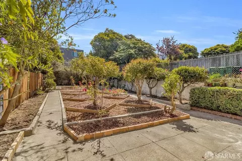 1534 12th Ave, San Francisco, CA 94122 photo 8