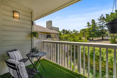 300 Murchison Dr #319, Millbrae, CA 94030 photo 3