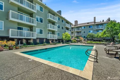 300 Murchison Dr #319, Millbrae, CA 94030 photo 24