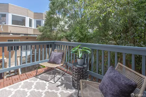 Exterior - 2416 16th Ave, San Francisco, CA 94116 photo 1 of 12