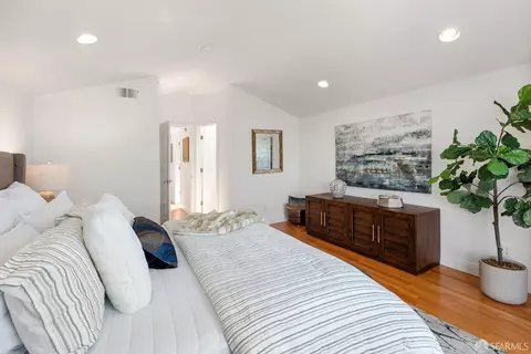 Bedroom - 2416 16th Ave, San Francisco, CA 94116 photo 3 of 9