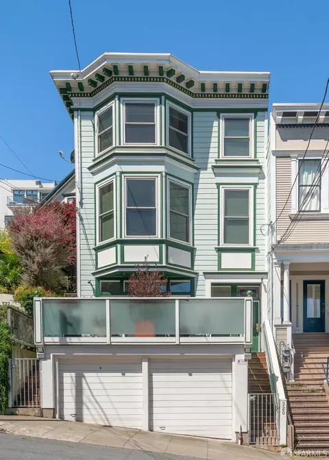 320 Eureka St #2, San Francisco, CA 94114