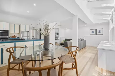 Dining - 1902 Baker St, San Francisco, CA 94115 photo 8 of 8