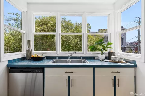 Kitchen - 1902 Baker St, San Francisco, CA 94115 photo 4 of 4