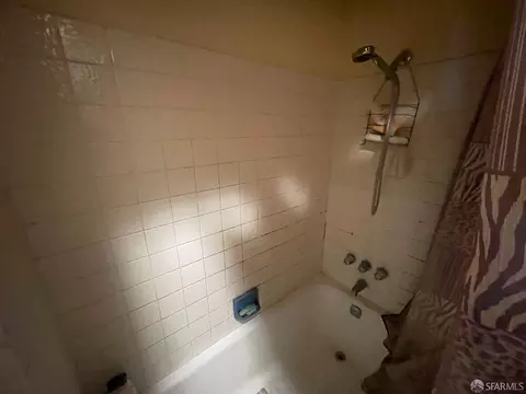 8420 Birch St, Oakland, CA 94621 photo 8