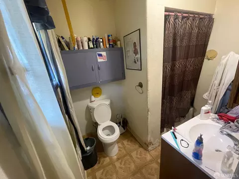 8420 Birch St, Oakland, CA 94621 photo 7
