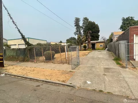 8420 Birch St, Oakland, CA 94621 photo 4