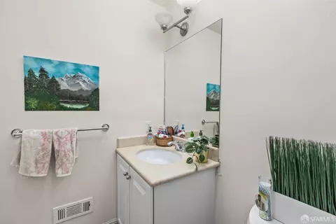 123 27th St, San Francisco, CA 94110 photo 23