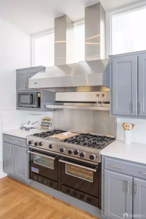 Kitchen - 33 Marcela Ave, San Francisco, CA 94116 photo 4 of 7