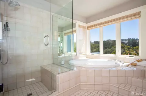Bath - 33 Marcela Ave, San Francisco, CA 94116 photo 2 of 4