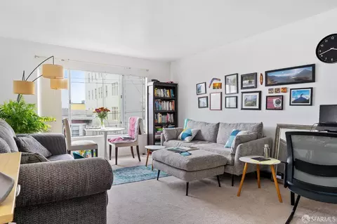Living - 3621 20th St, San Francisco, CA 94110 photo 3 of 7