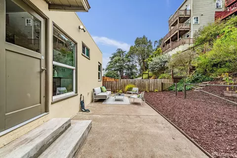 Exterior - 75 Coventry Ct, San Francisco, CA 94127 photo 11 of 15