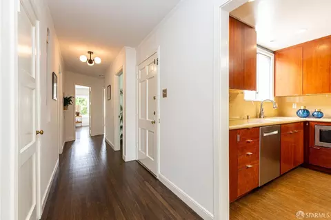 Entry Way - 2367 35th Ave, San Francisco, CA 94116 photo 1 of 2