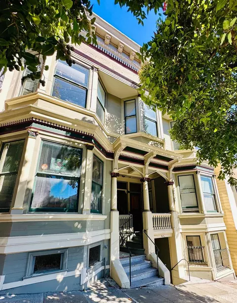 83 Fair Oaks St, San Francisco, CA 94110