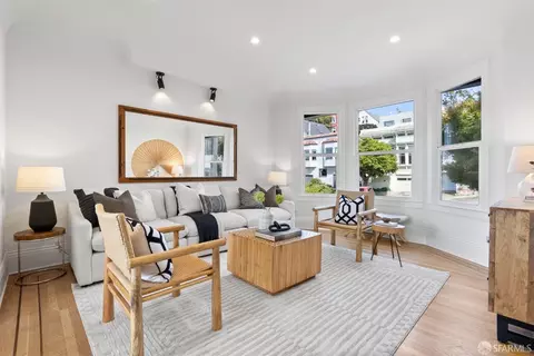 Living - 326 Virginia Ave, San Francisco, CA 94110 photo 2 of 3