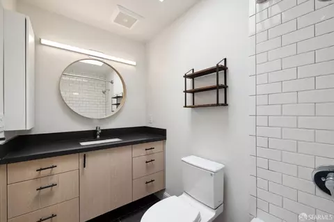 Bath - 327 18th Ave, San Francisco, CA 94121 photo 6 of 7