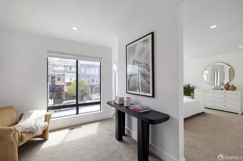 Entry Way - 327 18th Ave, San Francisco, CA 94121 photo 5 of 7