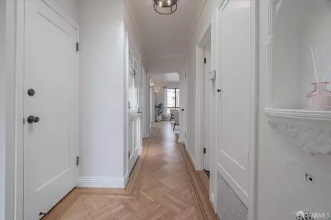 Entry Way - 2179 46th Ave, San Francisco, CA 94116 photo 3 of 4