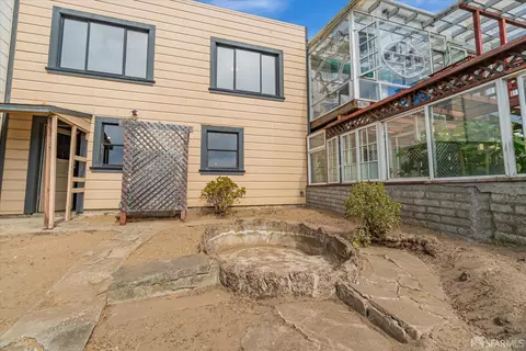 Exterior - 2179 46th Ave, San Francisco, CA 94116 photo 8 of 14