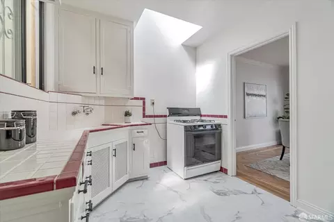 Kitchen - 2179 46th Ave, San Francisco, CA 94116 photo 3 of 4