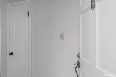 Entry Way - 2179 46th Ave, San Francisco, CA 94116 photo 1 of 4