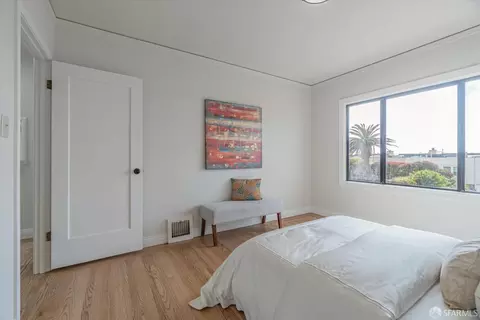Bedroom - 2179 46th Ave, San Francisco, CA 94116 photo 2 of 7