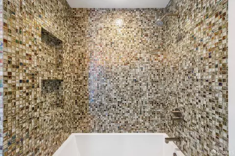Bath - 3431 22nd St, San Francisco, CA 94110 photo 2 of 4
