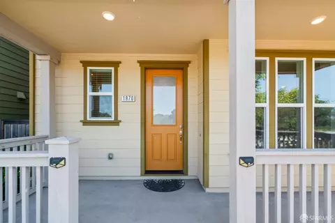 1870 John Muir Pkwy, Hercules, CA 94547
