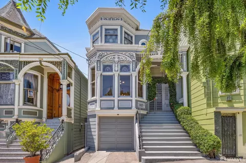Exterior - 627 Baker St, San Francisco, CA 94117 photo 2 of 12