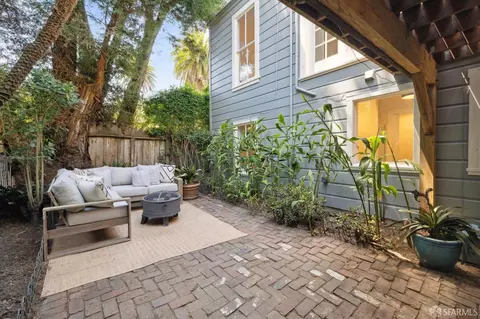 Exterior - 627 Baker St, San Francisco, CA 94117 photo 11 of 12