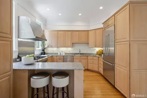 Kitchen - 627 Baker St, San Francisco, CA 94117 photo 1 of 3