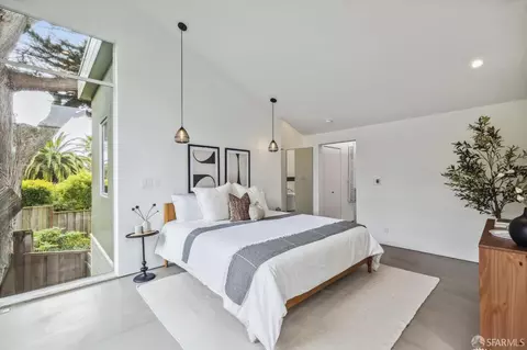Bedroom - 64 Nordhoff St, San Francisco, CA 94131 photo 1 of 11