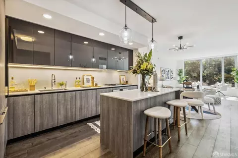 201 Folsom St #10F, San Francisco, CA 94105