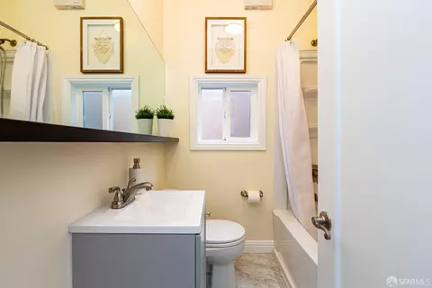Bath - 142 Hearst Ave, San Francisco, CA 94131 photo 2 of 3