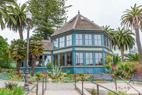 Exterior - 142 Hearst Ave, San Francisco, CA 94131 photo 4 of 10