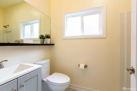 Bath - 142 Hearst Ave, San Francisco, CA 94131 photo 1 of 3
