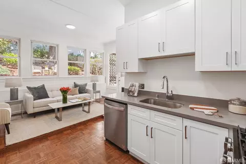 Kitchen - 480 29th St, San Francisco, CA 94131 photo 2 of 2