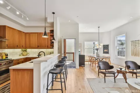 3897 24th St, San Francisco, CA 94114 photo 2