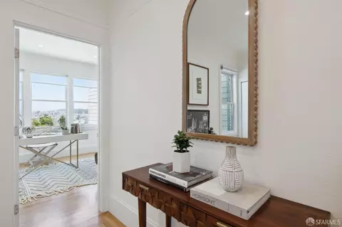 Entry Way - 539 16th Ave, San Francisco, CA 94118 photo 5 of 6