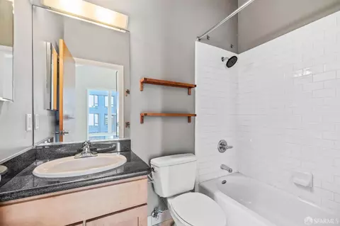 Bath - 675 8th St #14, Oakland, CA 94607 photo 2 of 2