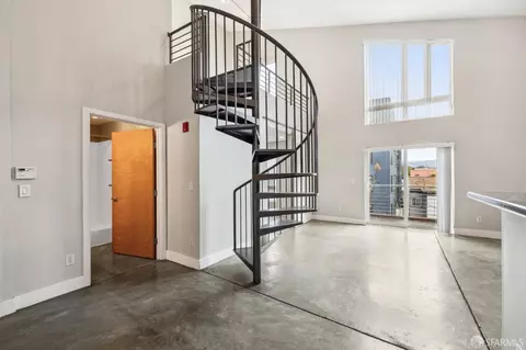 Living - 675 8th St #14, Oakland, CA 94607 photo 2 of 9